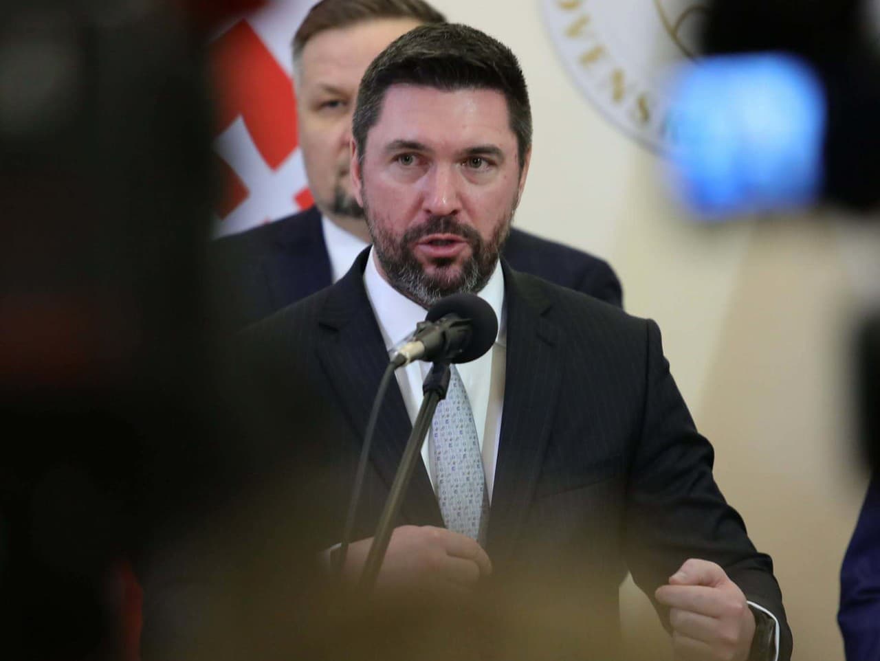 Minister Takáč oznamuje úspech v čerpaní európskych fondov