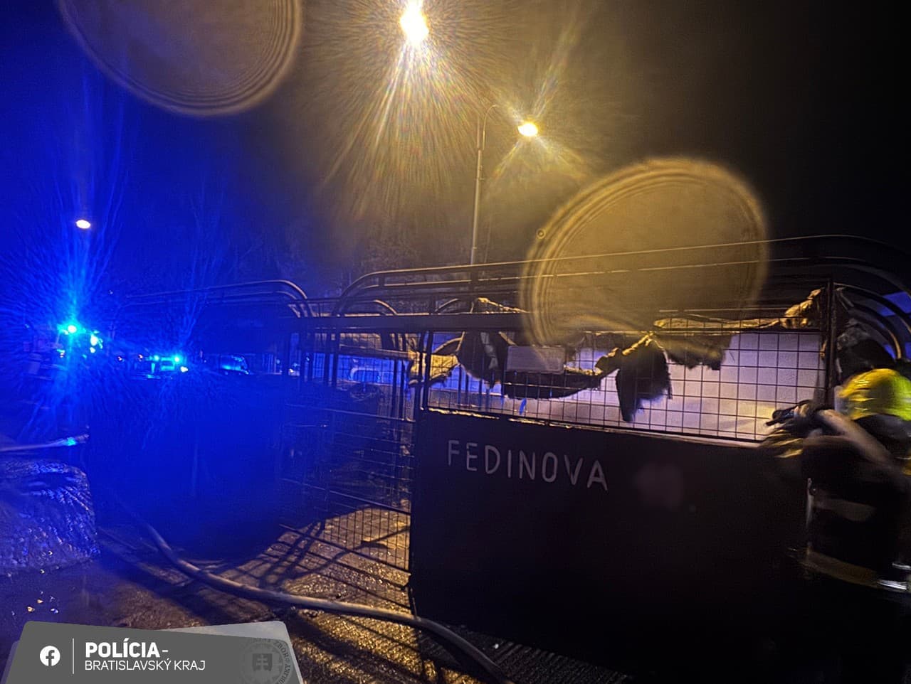 Požiar kontajnerov v Petržalke spôsobil škodu nad 27-tisíc eur