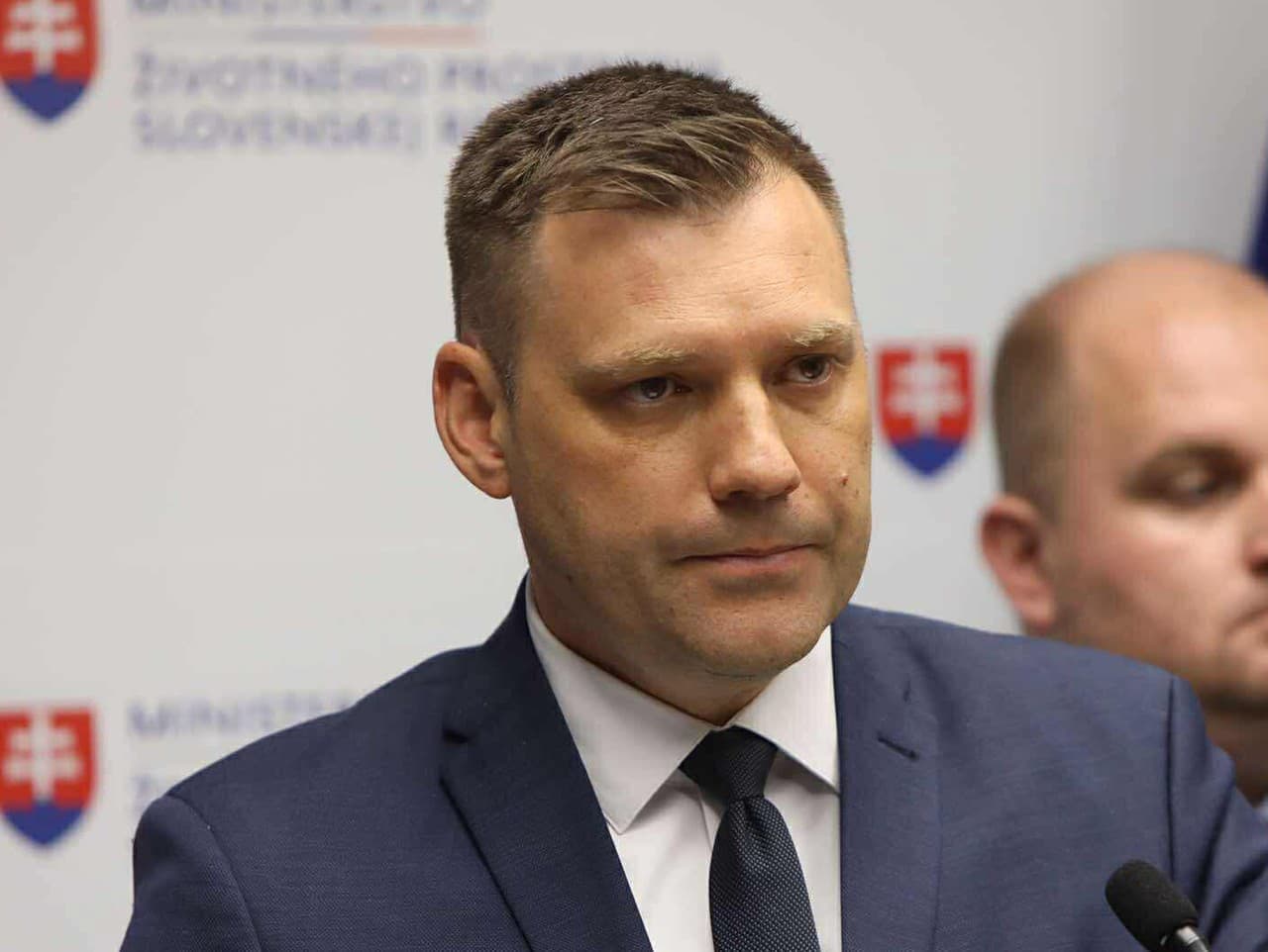 Slovensko a V4 proti sprísneniu emisií v klimatickom zákone