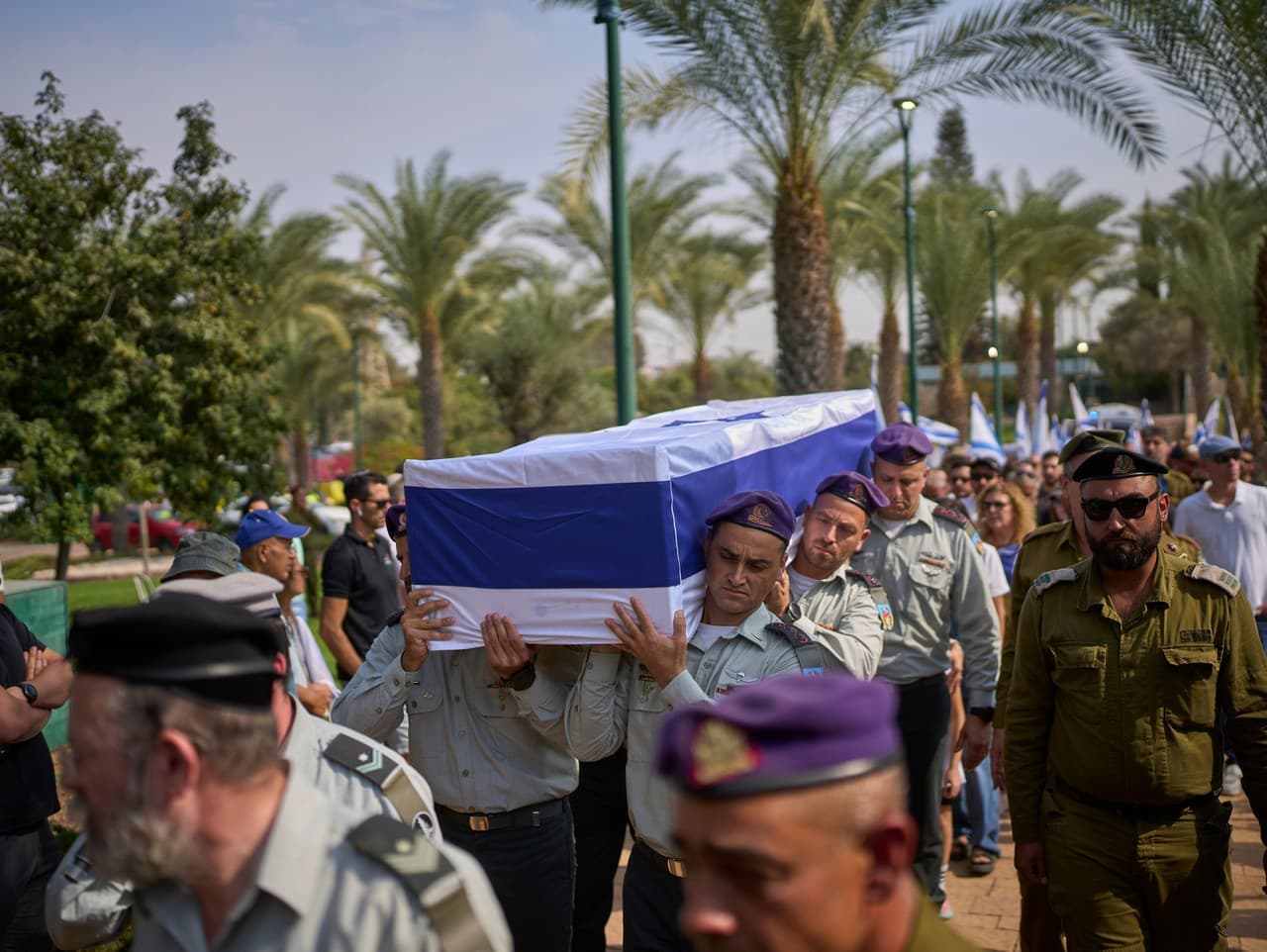 Hamas odovzdal Izraelu ďalšie telo rukojemníka cez Červený kríž