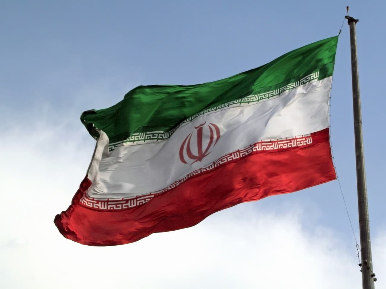 Irán ostro odsúdil americký útok na Venezuelu, Kolumbia žiada OSN