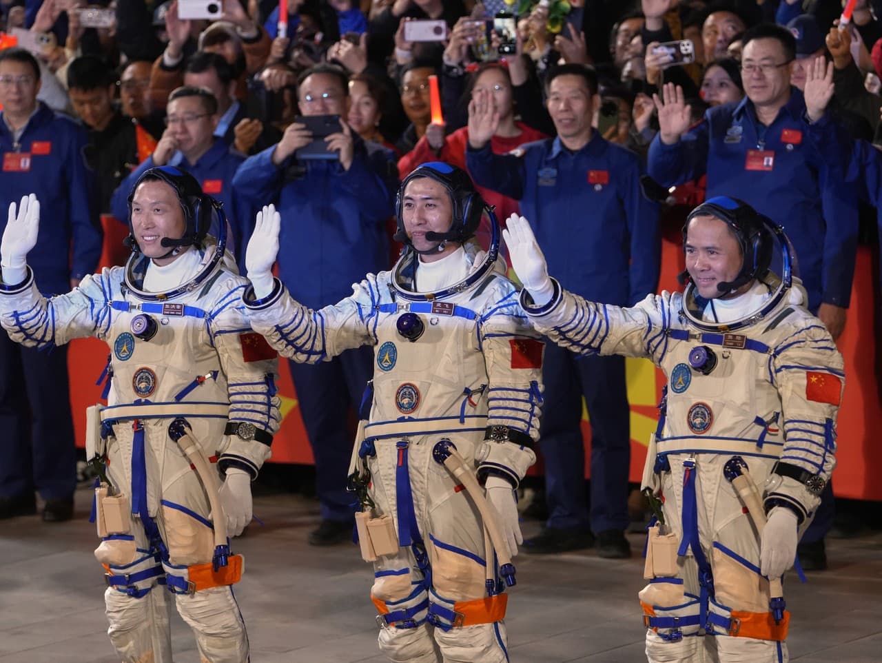 Čína posiela novú posádku na vesmírnu stanicu Tchien-kung