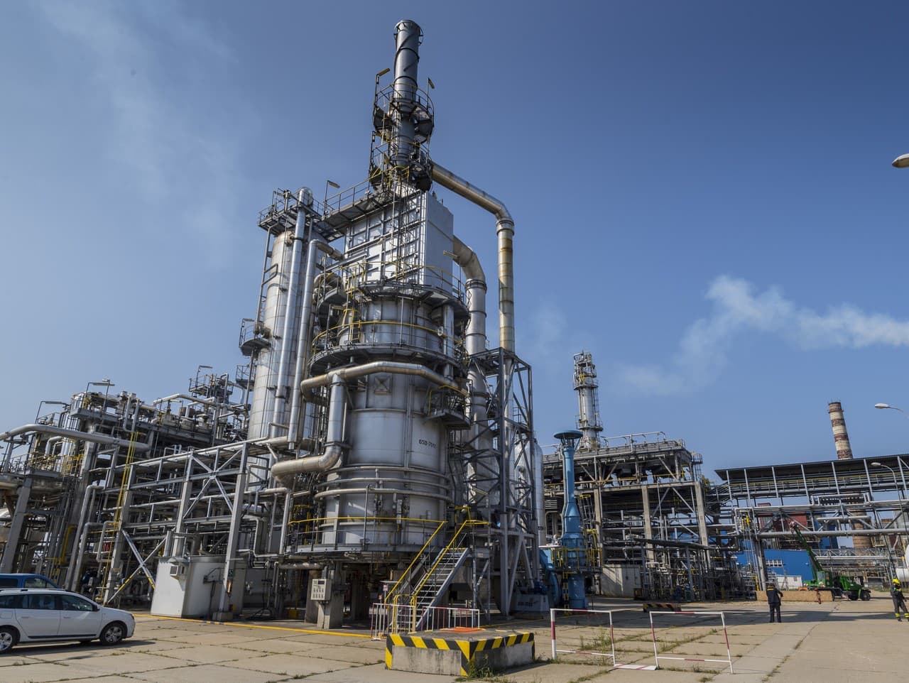 Slovnaft a Janaf: Spor o zadržiavanú ropu ohrozuje dodávky v regióne