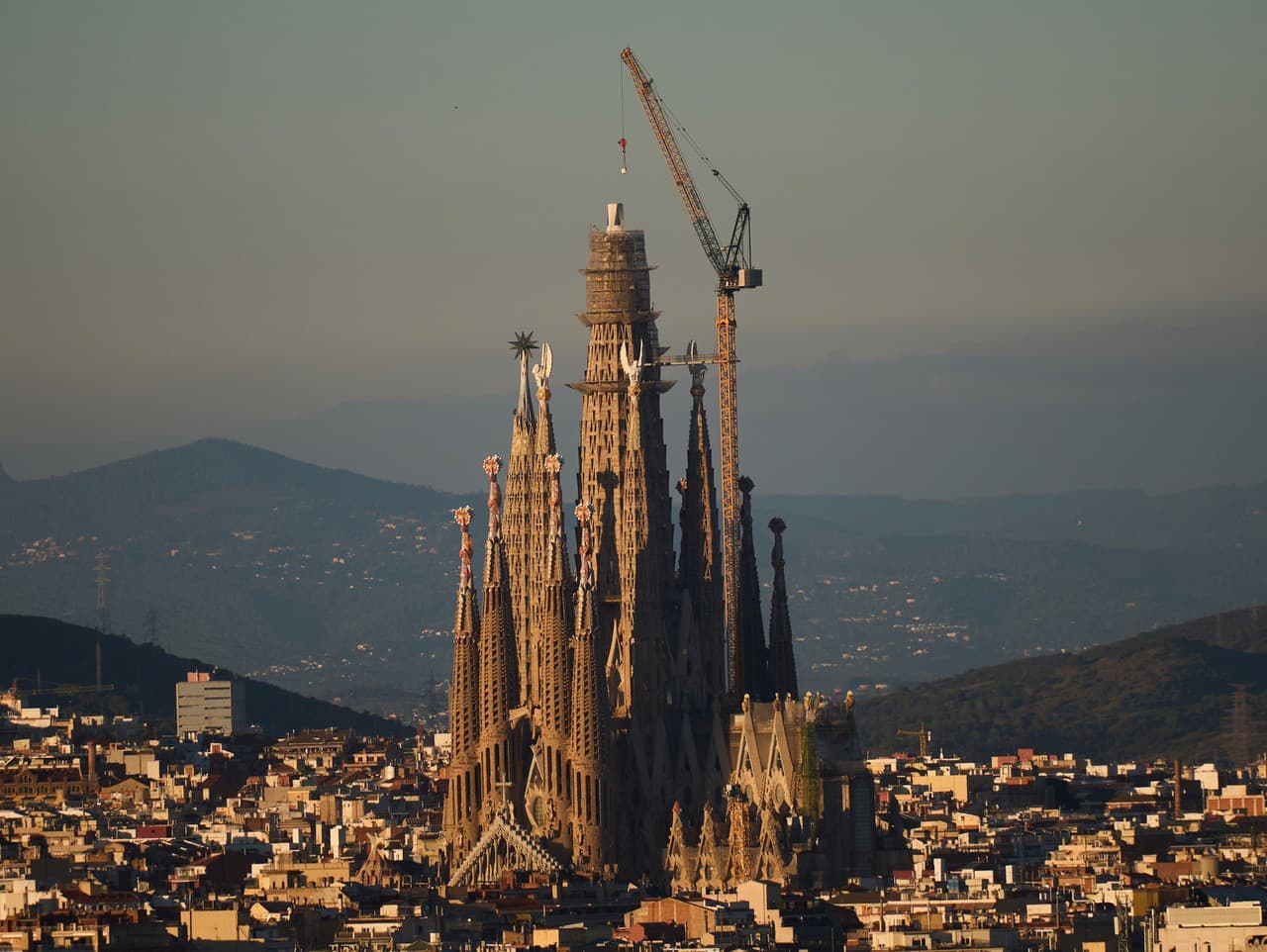 Sagrada Família dosiahla vrchol: Najvyšší kostol na svete