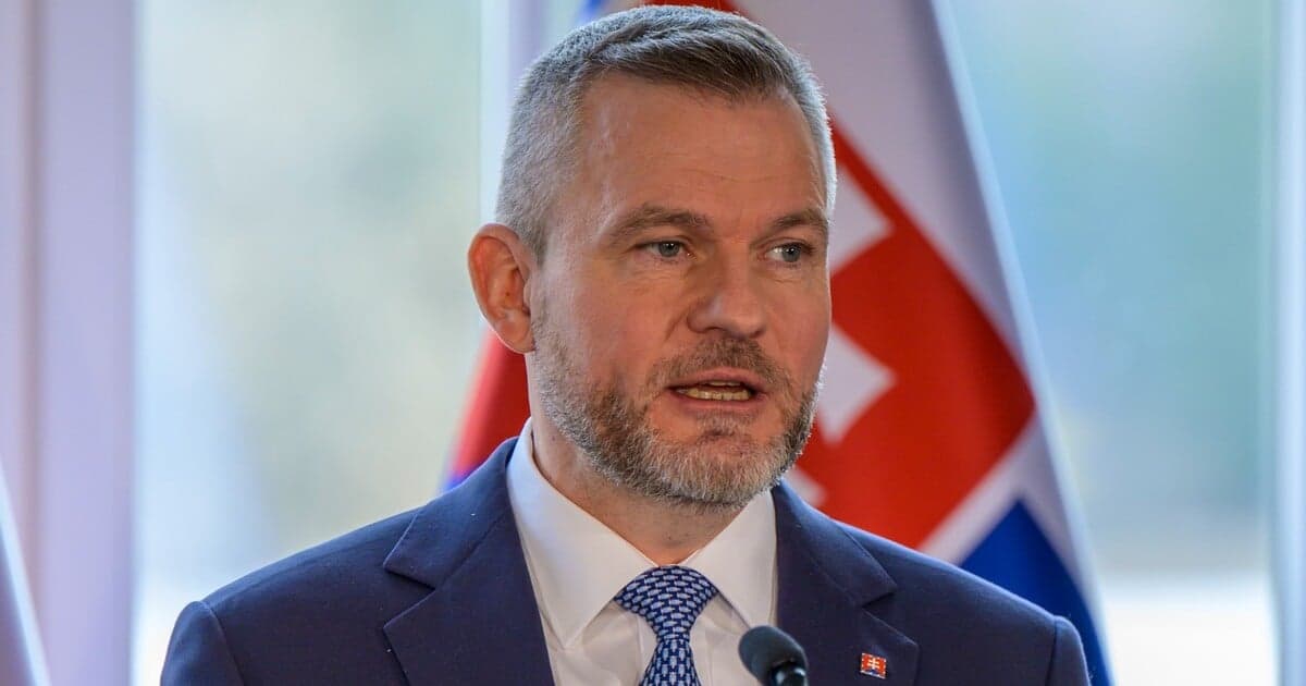 Pellegrini vetoval zákon o transformácii Úradu na ochranu oznamovateľov