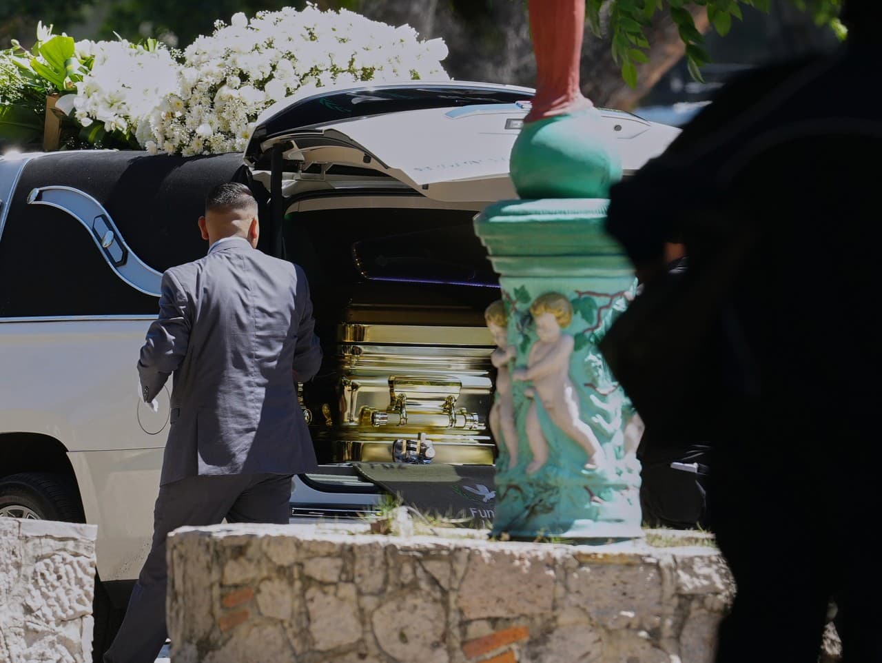 Pohreb drogového bosa El Mencha: Zomrel pri zásahu armády