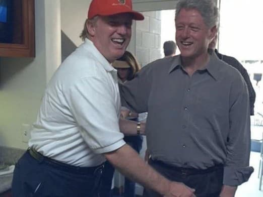 Odhalenia v Epsteinových spisoch znepokojujú: Trump a Clinton v jednom svetle