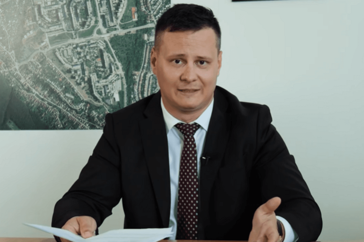 Vicežupan Lörinc odstupuje, plánuje nové ambície