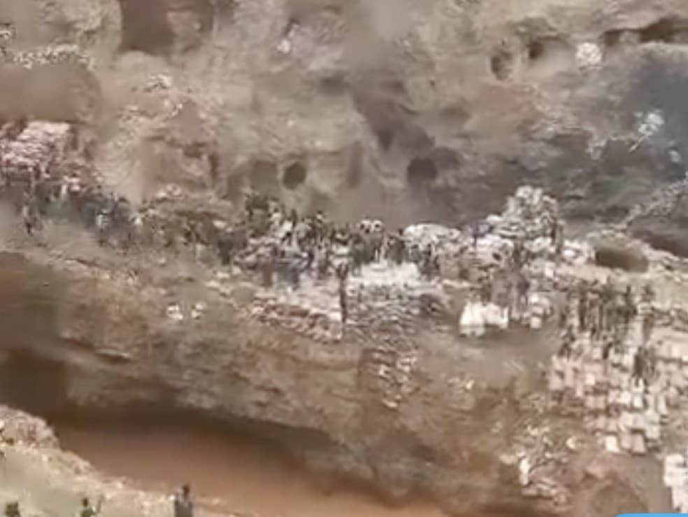 Tragédia v KDR: Viac ako sto obetí zosuvu pôdy v bani na zlato