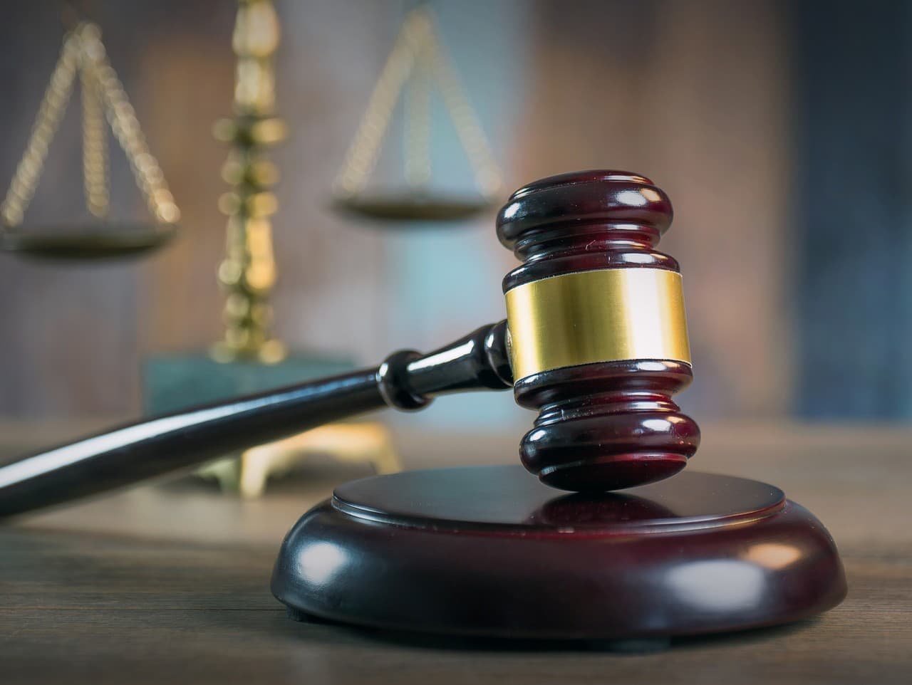 Bývalý riaditeľ daňového úradu uzavrel dohodu o vine a treste