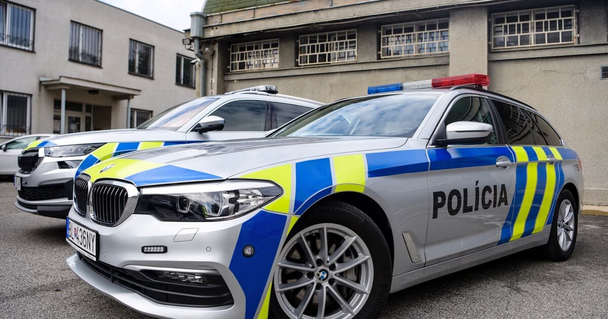 Incident s policajtom bez čísla vyvoláva obavy o zákonnosť zásahov