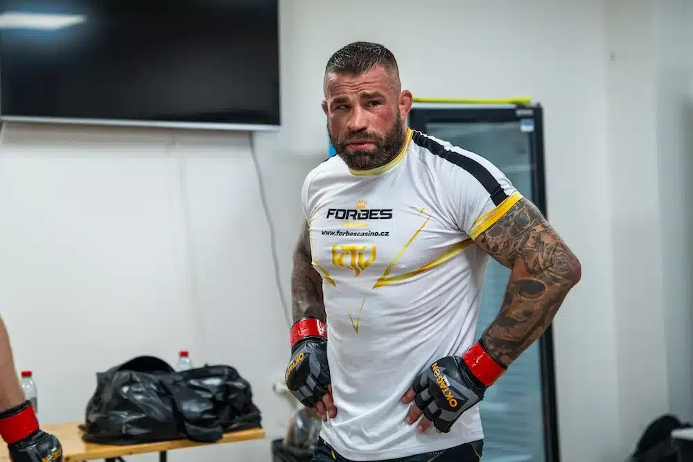 Karlos Vémola čelí zdravotným problémom pred odvetou s Marpom