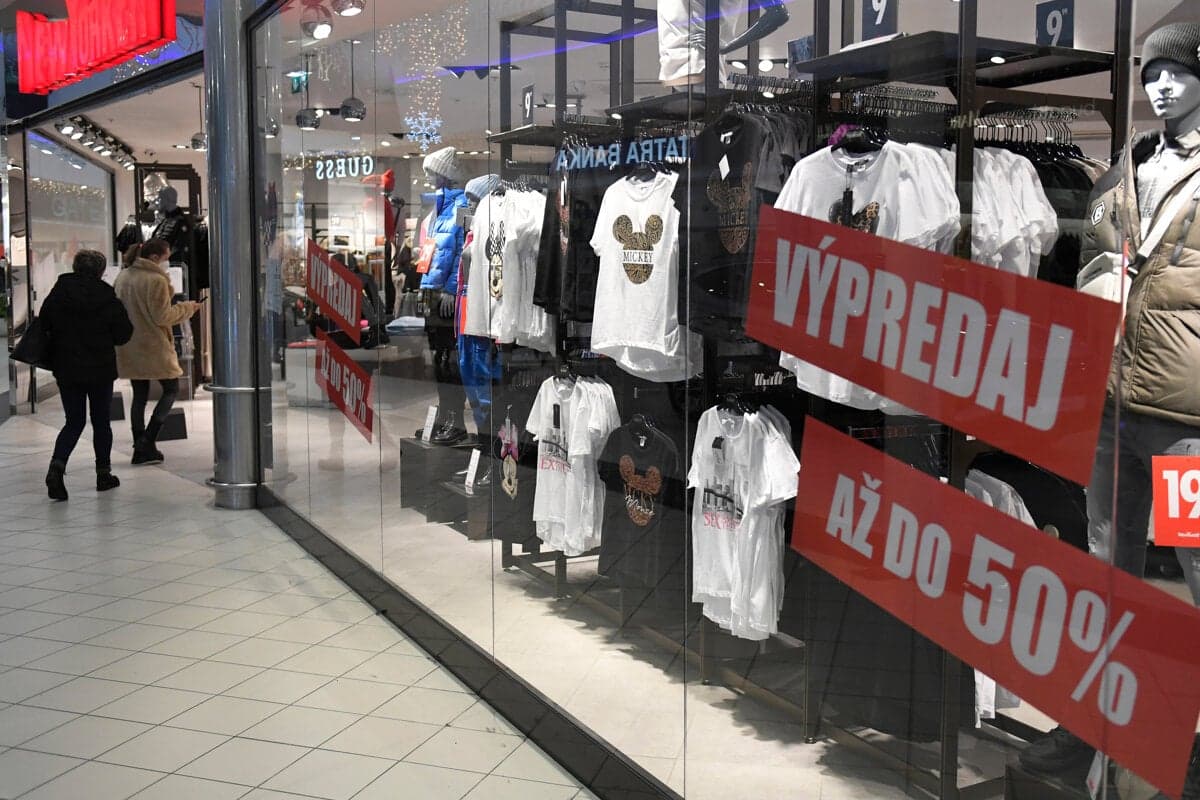 Nárast krádeží v obchodoch môže viesť k zmene Trestného zákona