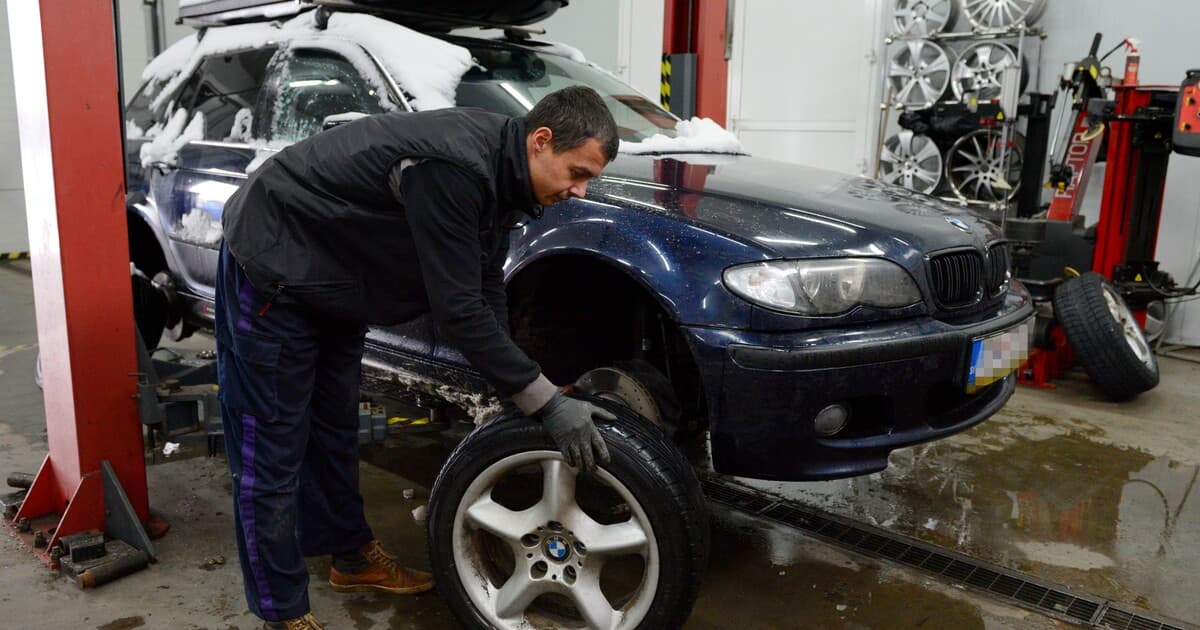 Kedy prezúvať pneumatiky? Dôležité rady od mechanikov