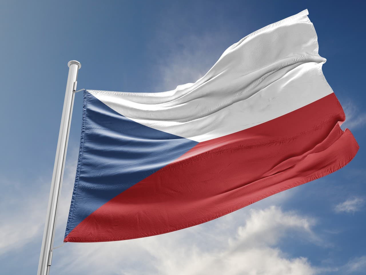 Kyjev vyjadruje vďaku Česku, Okamura zvesil ukrajinskú vlajku