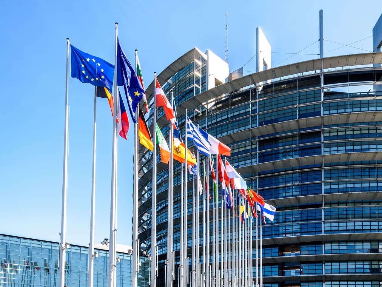 Europarlament schválil obranný program EDIP s podporou Ukrajiny