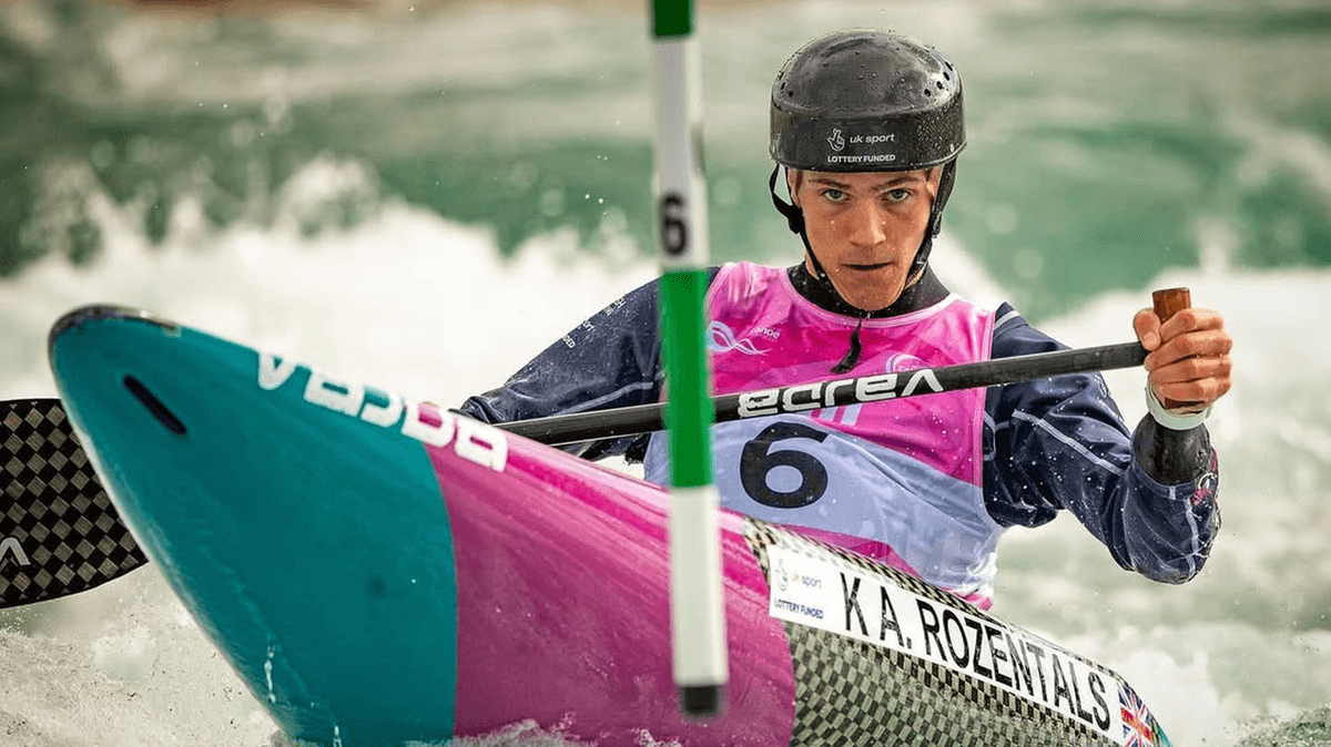 Kanoista čelí zákazom za explicitné video: Šport vs. OnlyFans