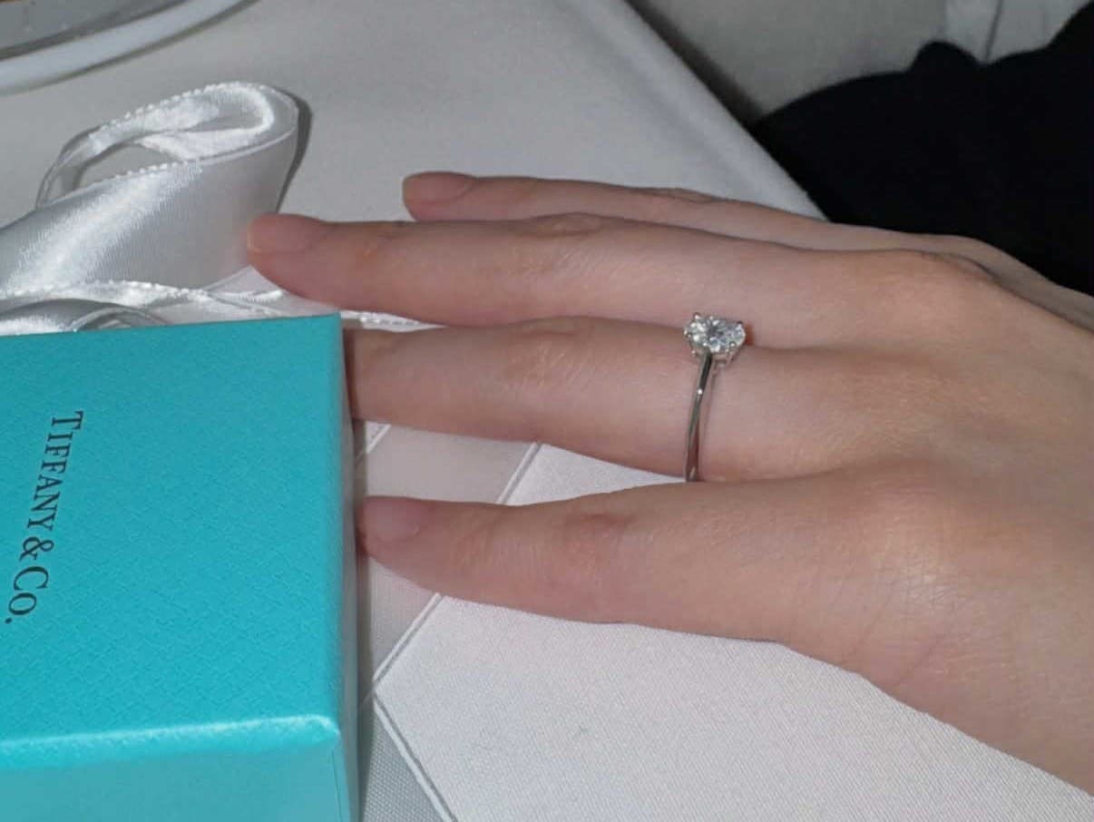 Yenifer Cao a Samo Jaško sa zasnúbili: Tehotná hviezda Love Islandu čaká dieťa!