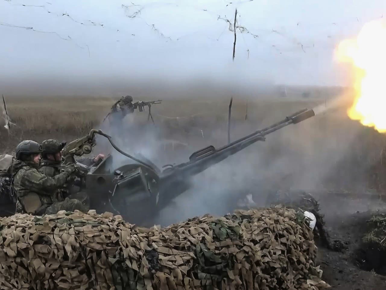 Ukrajina zasiahla tanker v Čiernom mori, USA predložila mierový plán