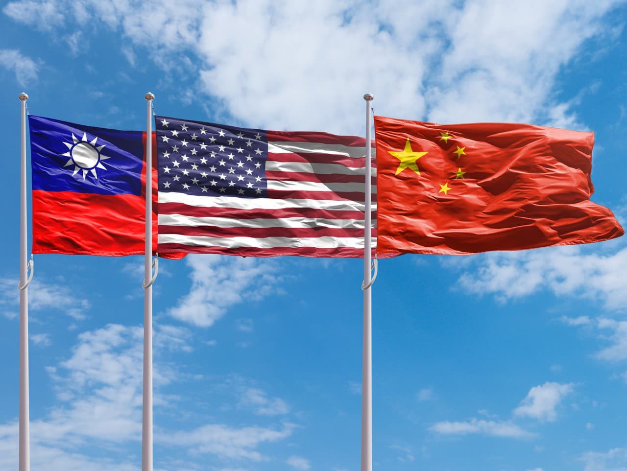 Washington kritizuje čínske vojenské cvičenia okolo Taiwanu