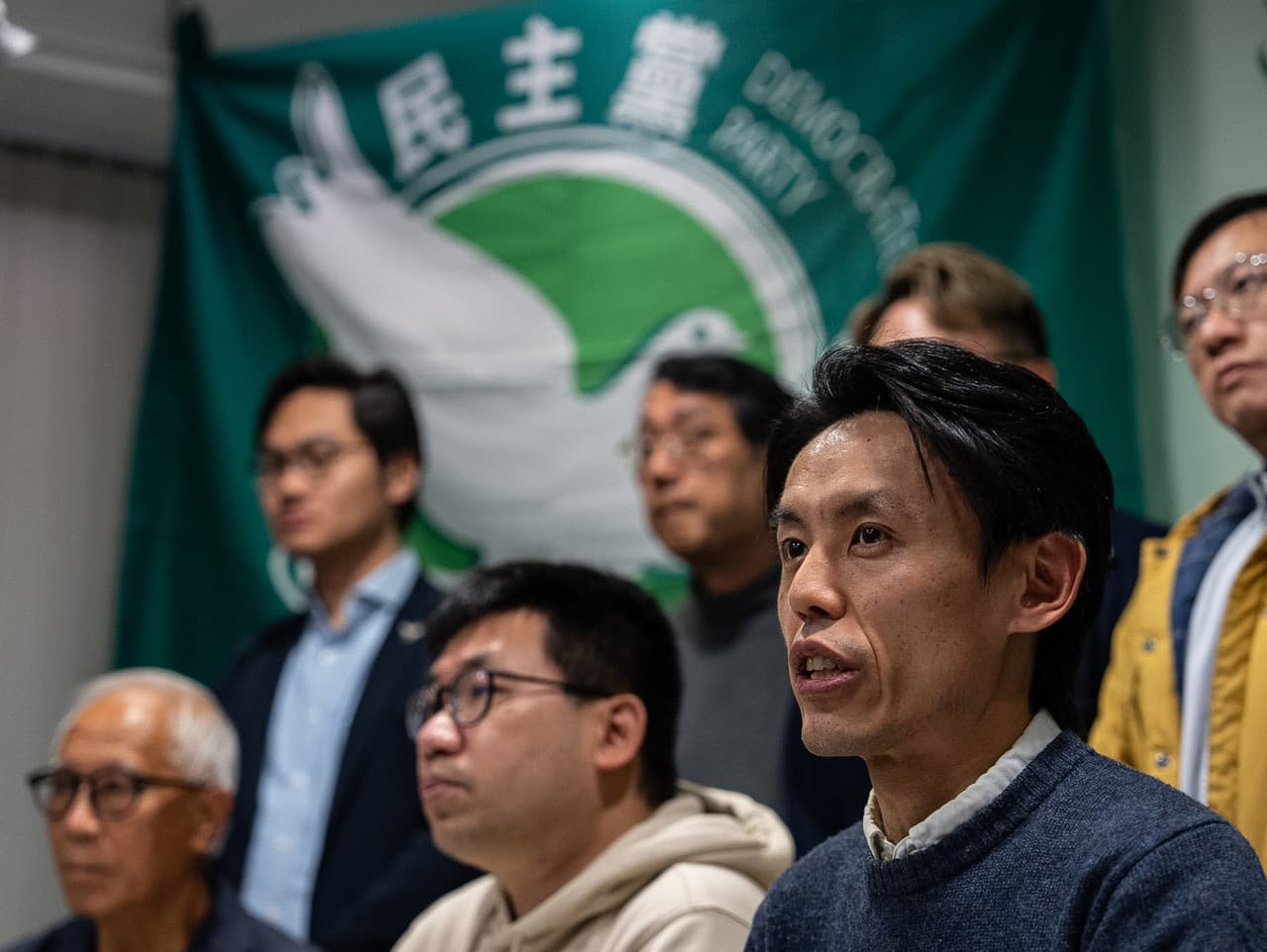 Koniec éry: Najstaršia prodemokratická strana v Hongkongu sa rozpúšťa