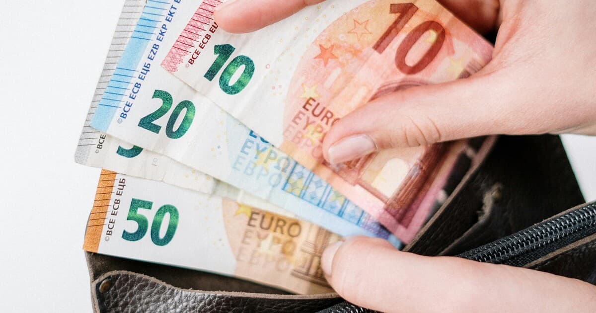 Odstupné a odchodné: Kedy máte nárok na oboje?