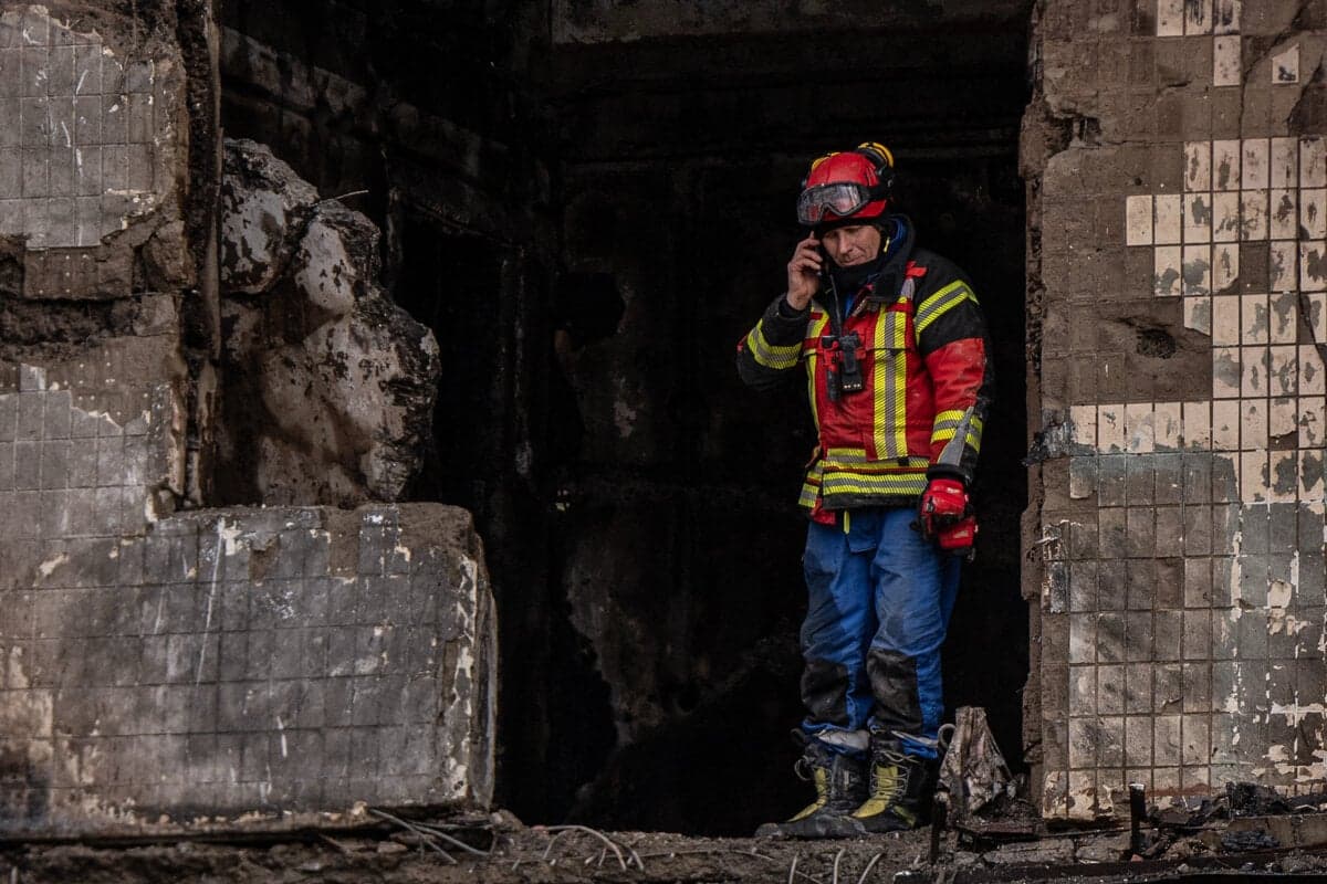 Nálet ruských dronov na Sumy si vyžiadal zranenia civilistov
