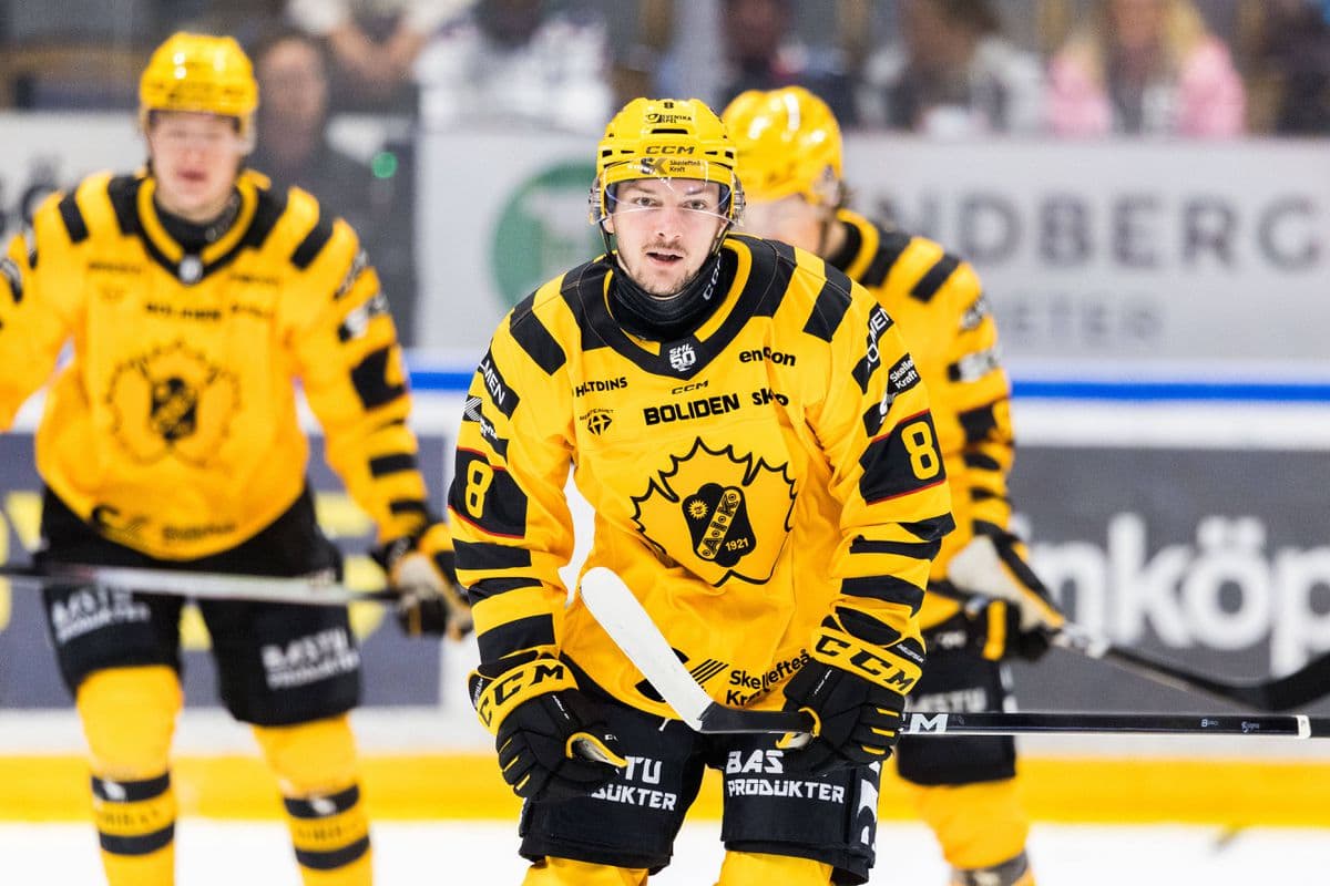 Oliver Okuliar sa presadil, no Skelleftea prehrala s Frölundou