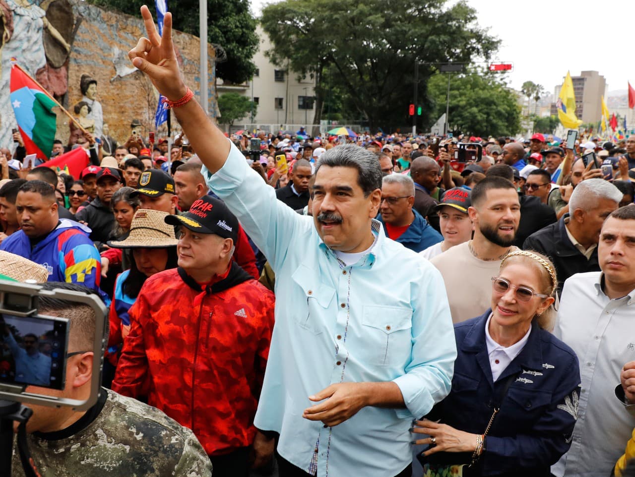 USA uvalili sankcie na Madurových synovcov a ropné spoločnosti