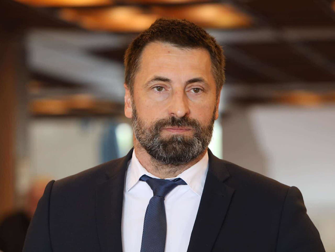 Slovensko ako raj pre daňových podvodníkov? Opozícia varuje