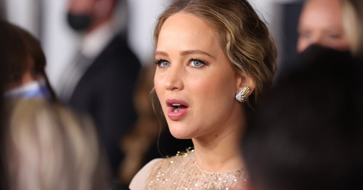Jennifer Lawrence o popôrodnej depresii: Pomohol jej ChatGPT