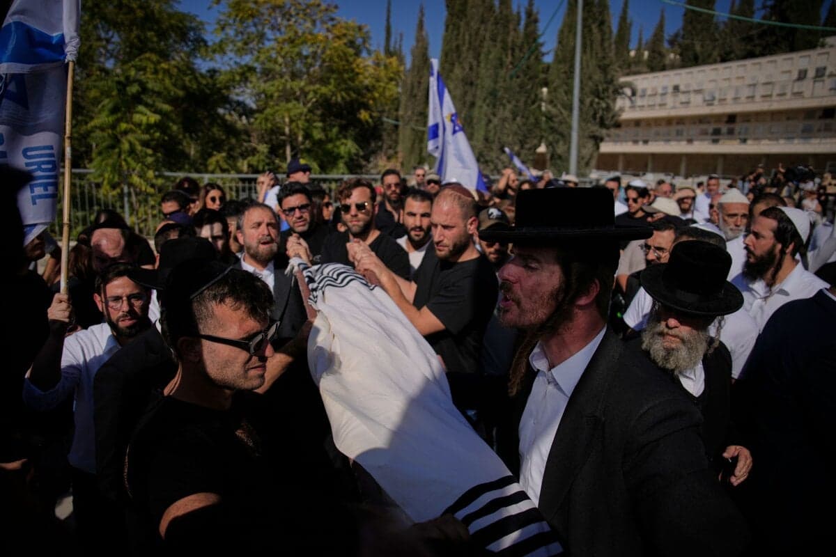 Izrael potvrdil identitu ďalších rukojemníkov z Pásma Gazy