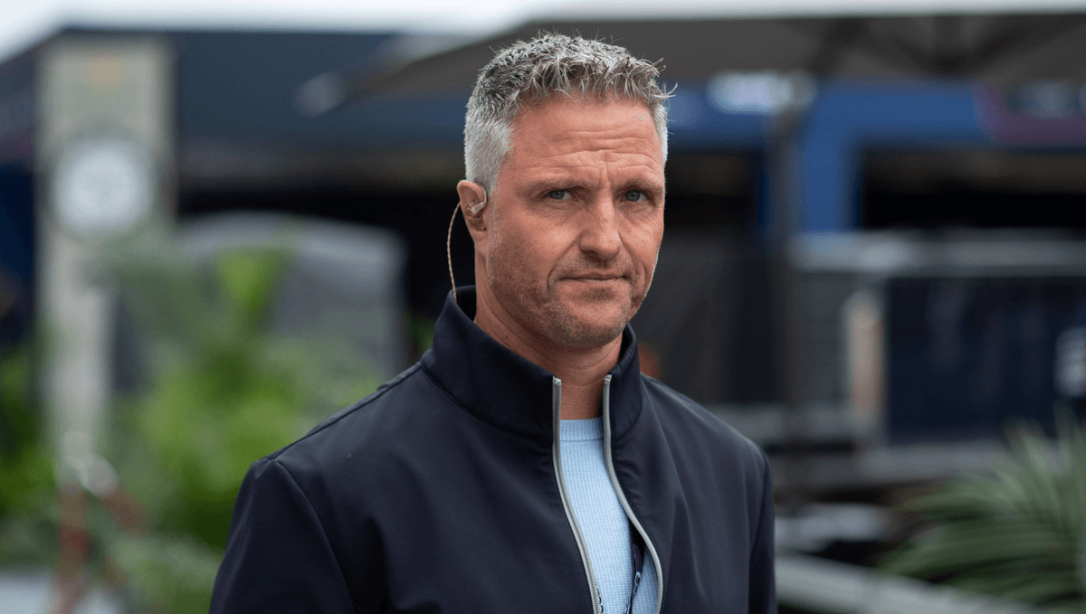 Veľké prestupy do Aston Martinu: Piastri a Leclerc na obzore?