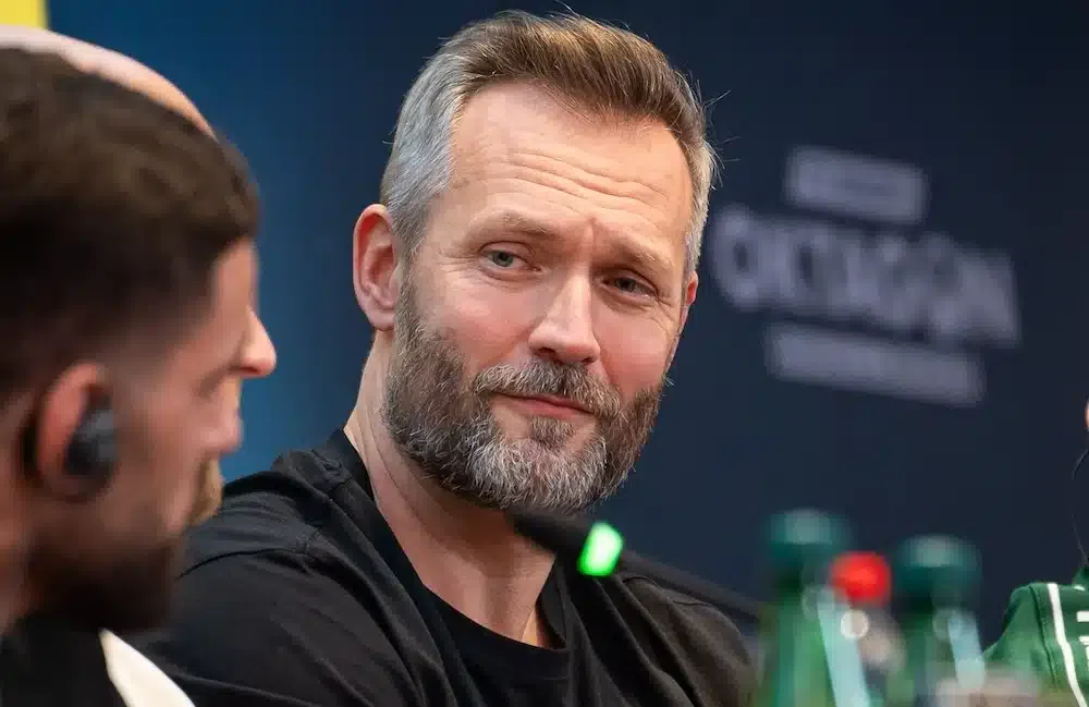 KSW zavádza strhnutie bodu za nesplnenie váhy, Novotný varuje pred prísnosťou