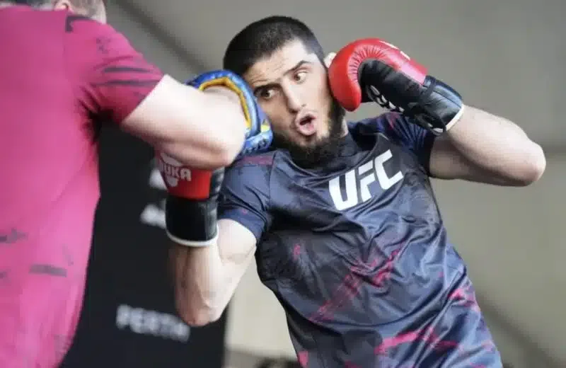 Islam Makhachev stanovil nový rekord pred UFC 322