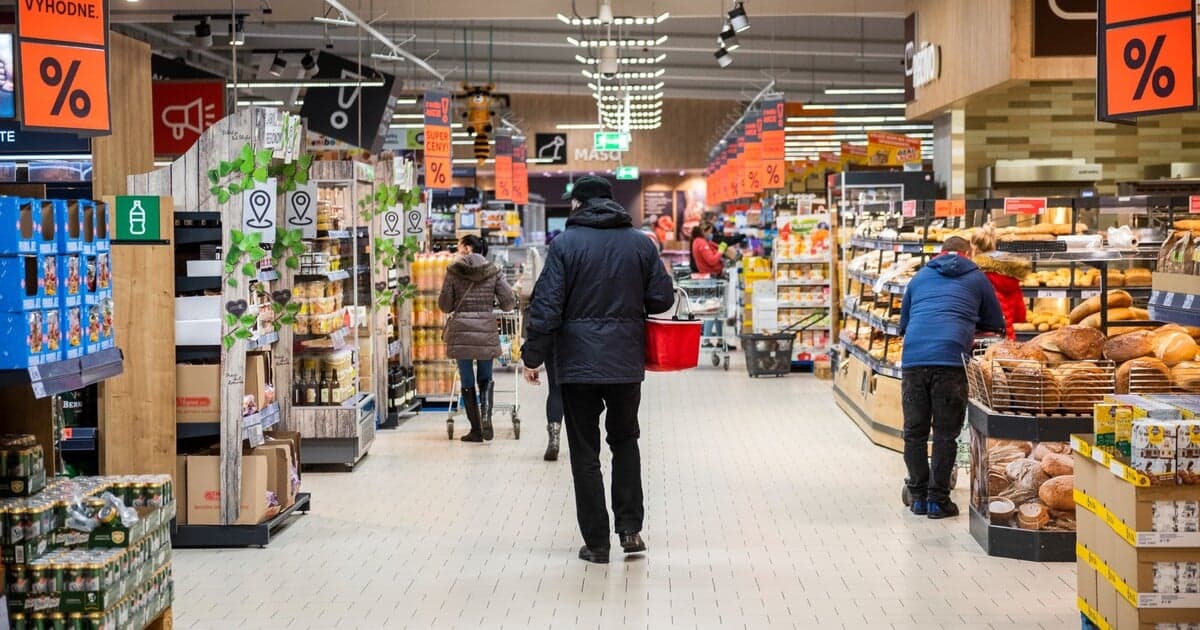 Európska komisia zvažuje daň na nezdravé potraviny