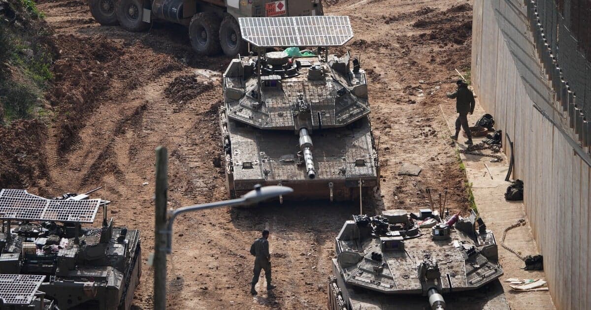 Útok na iránsku loď pri Srí Lanke: viac ako 100 nezvestných