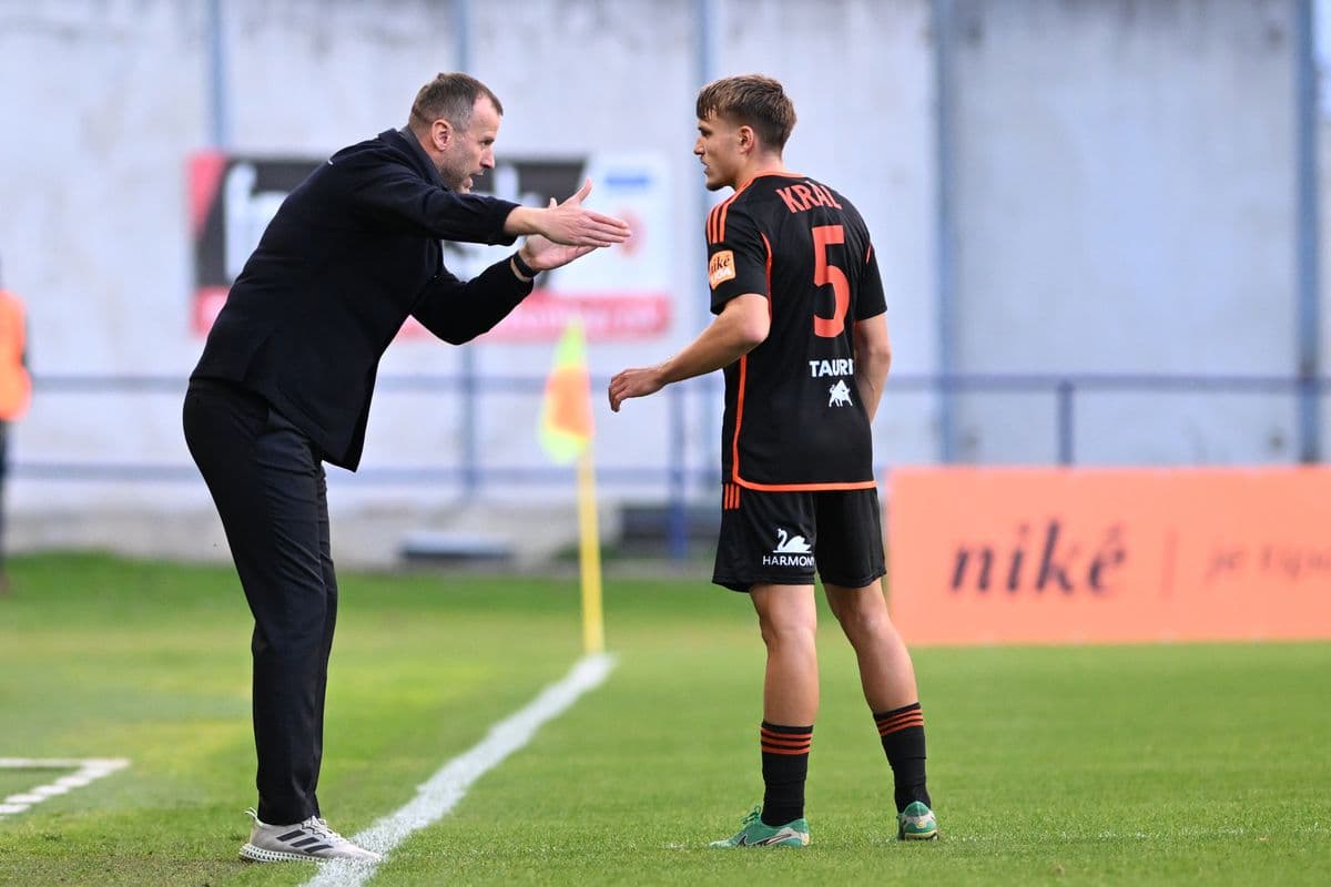 Futbalová remíza medzi Skalicou a Ružomberkom bez gólov