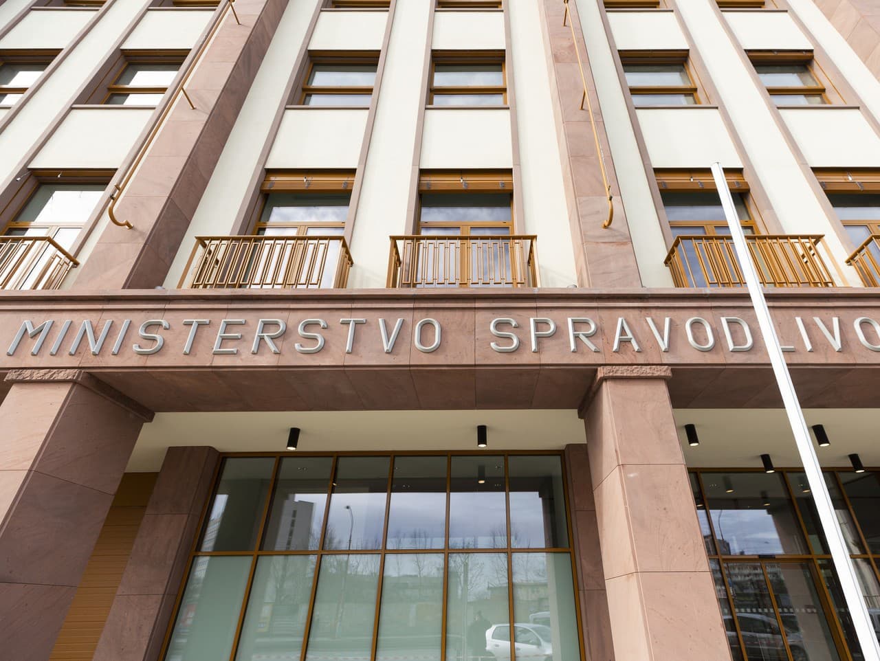 Nárast kriminality detí: Radikalizácia páchateľov stúpa