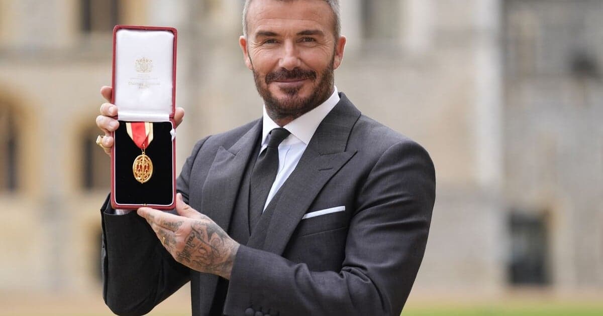 David Beckham pasovaný na rytiera: Hrdosť rodiny a úspechy
