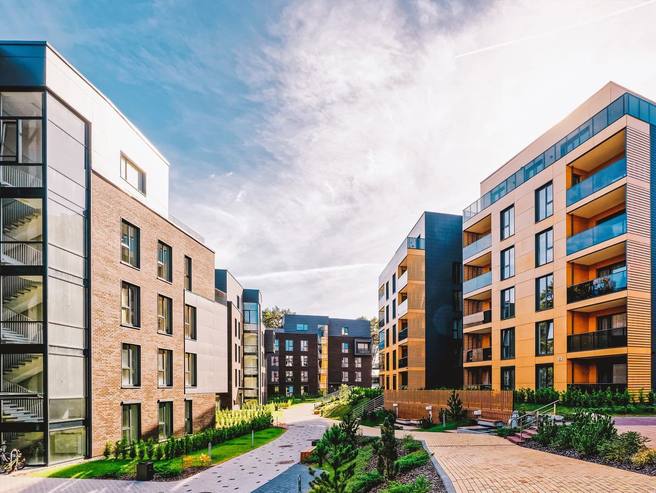 Ako investovať do nehnuteľností v čase poklesu cien