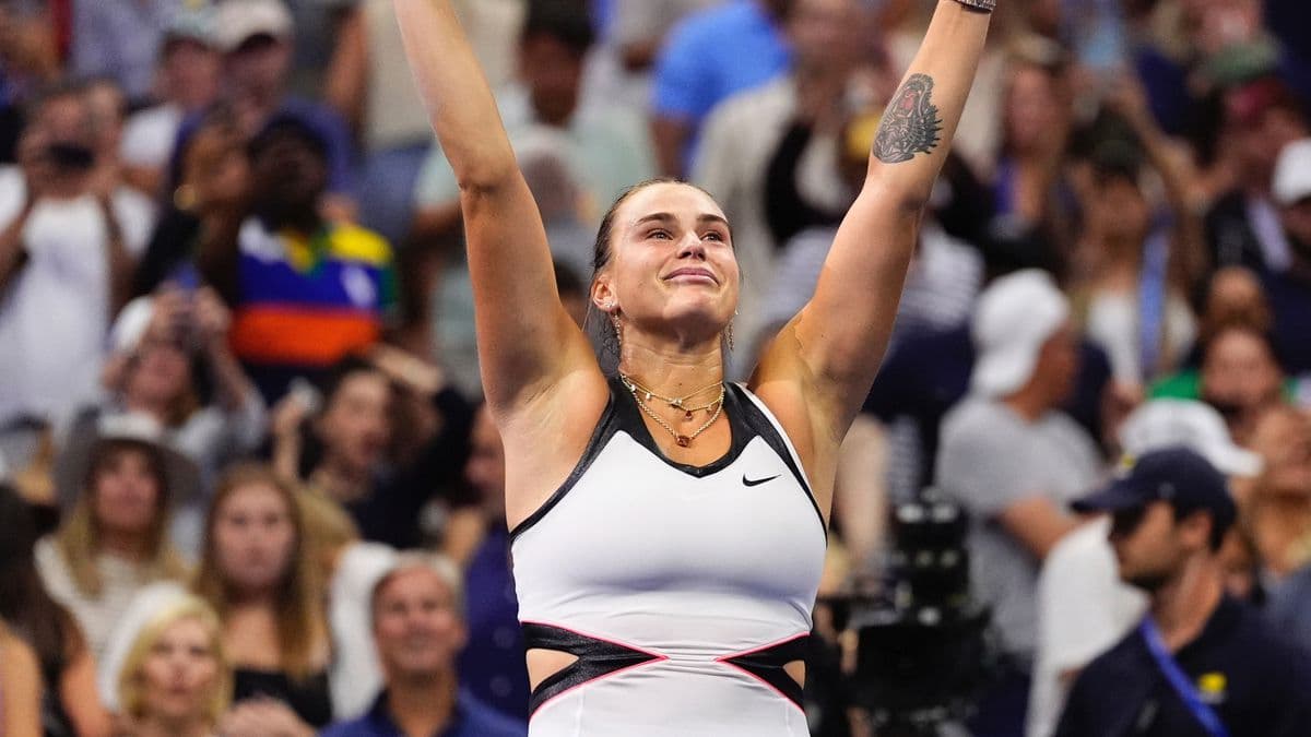 Sobolenková a Pegulová postúpili do semifinále MS WTA