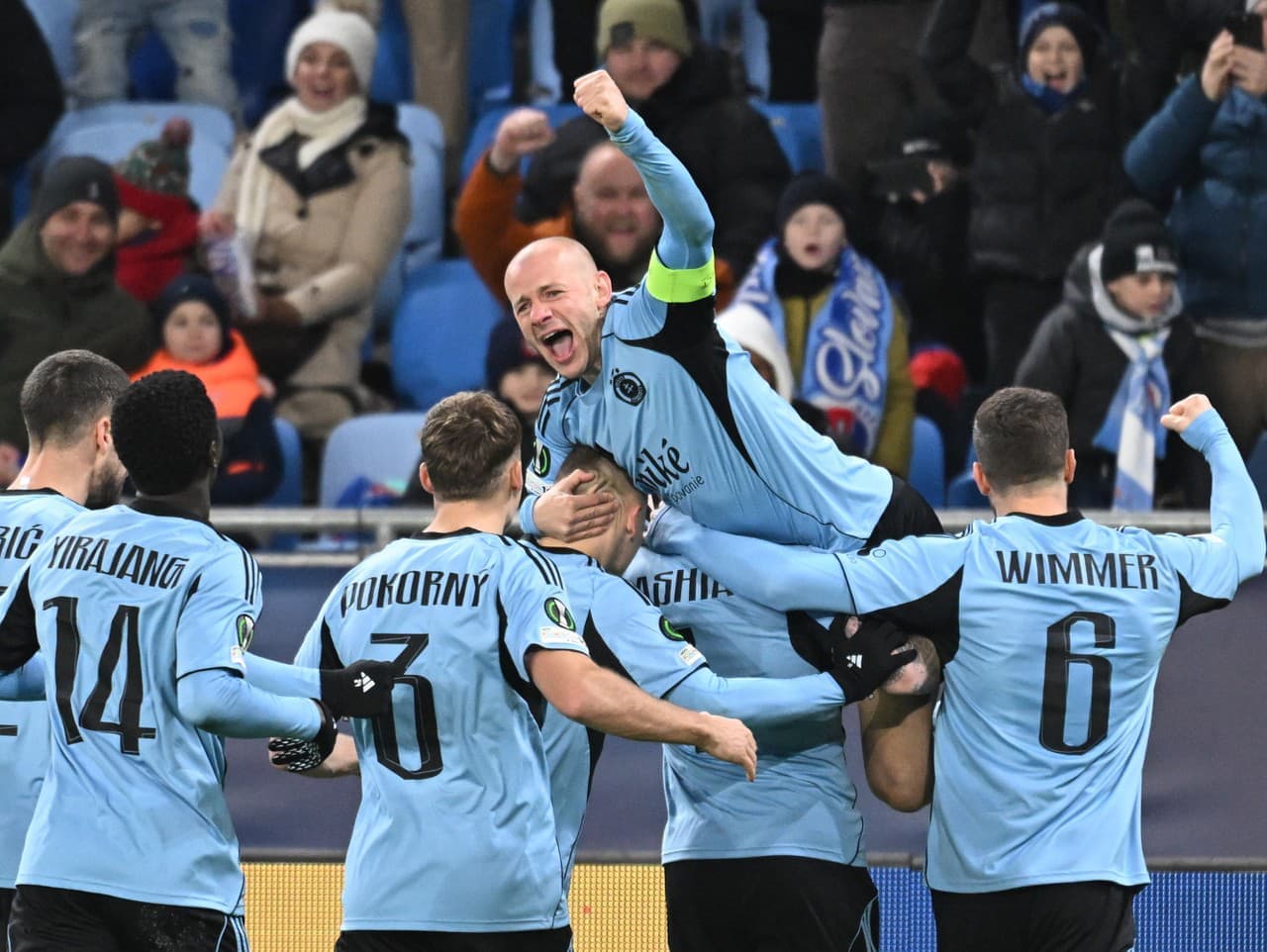 Slovan Bratislava oslavuje historické víťazstvo v Konferenčnej lige