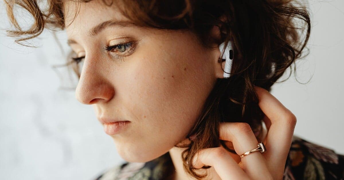 Počúvanie hudby znižuje riziko demencie až o 40 %