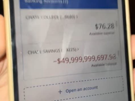 Mladá žena zažila šok: Banka jej ukázala dlh 50 miliárd dolárov