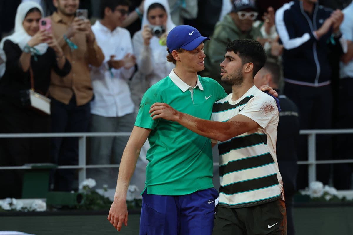 Carlos Alcaraz vynechá finálový turnaj Davisovho pohára kvôli zraneniu