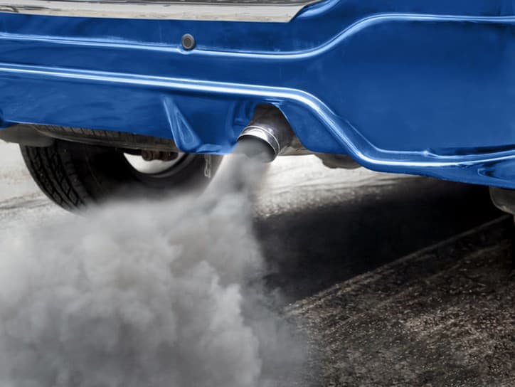 Brusel plánuje revolúciu v emisných kontrolách áut