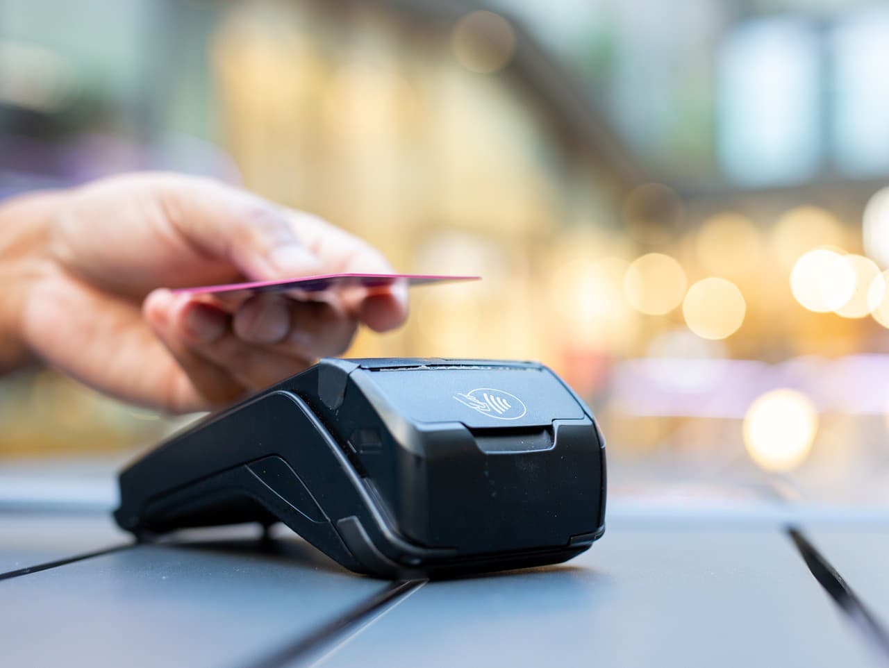 Tatra banka mení cenník: Zdražovanie služieb a nové výhody