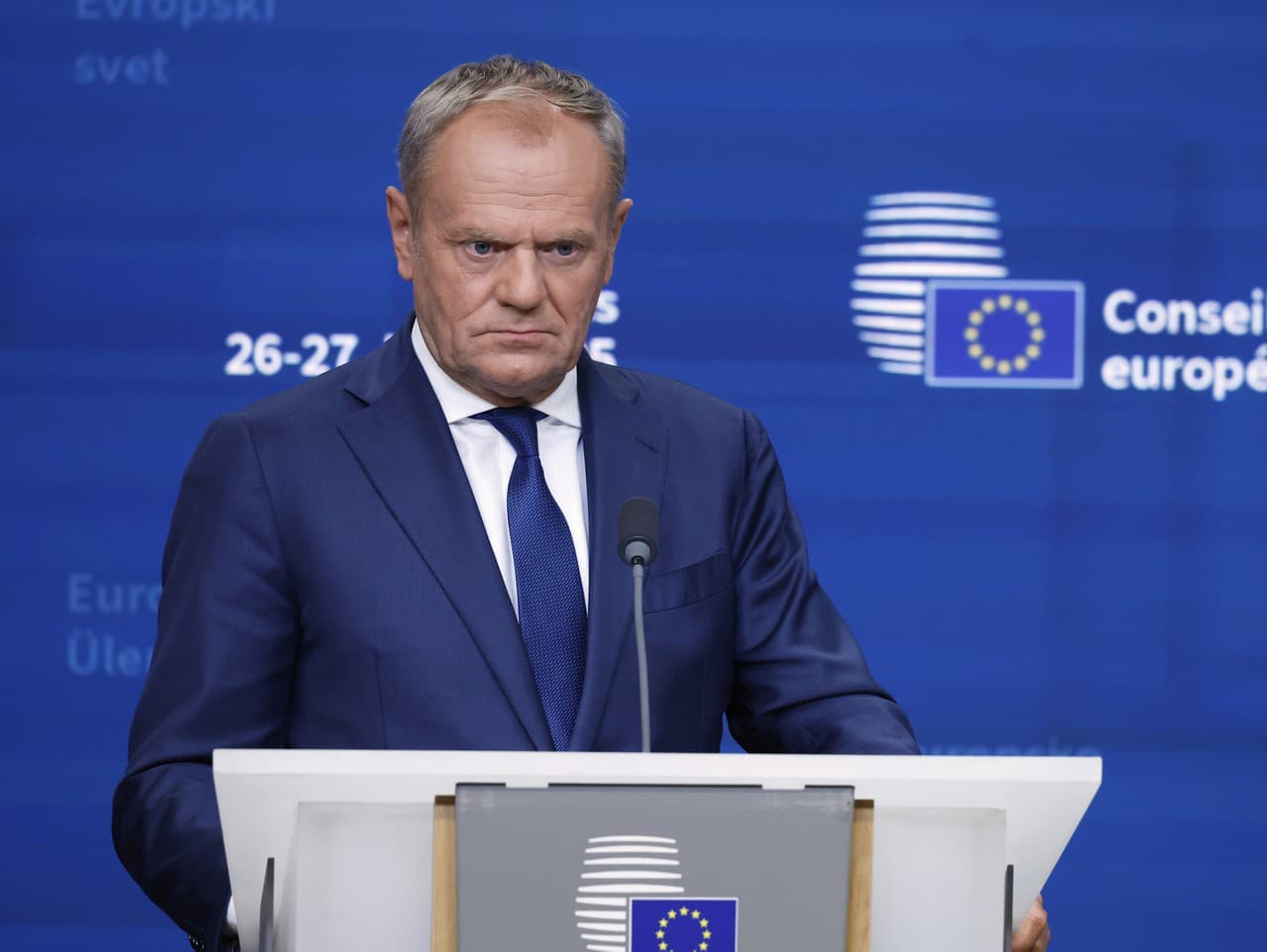 Tusk odmieta tlak EÚ na uznávanie rovnakopohlavných manželstiev