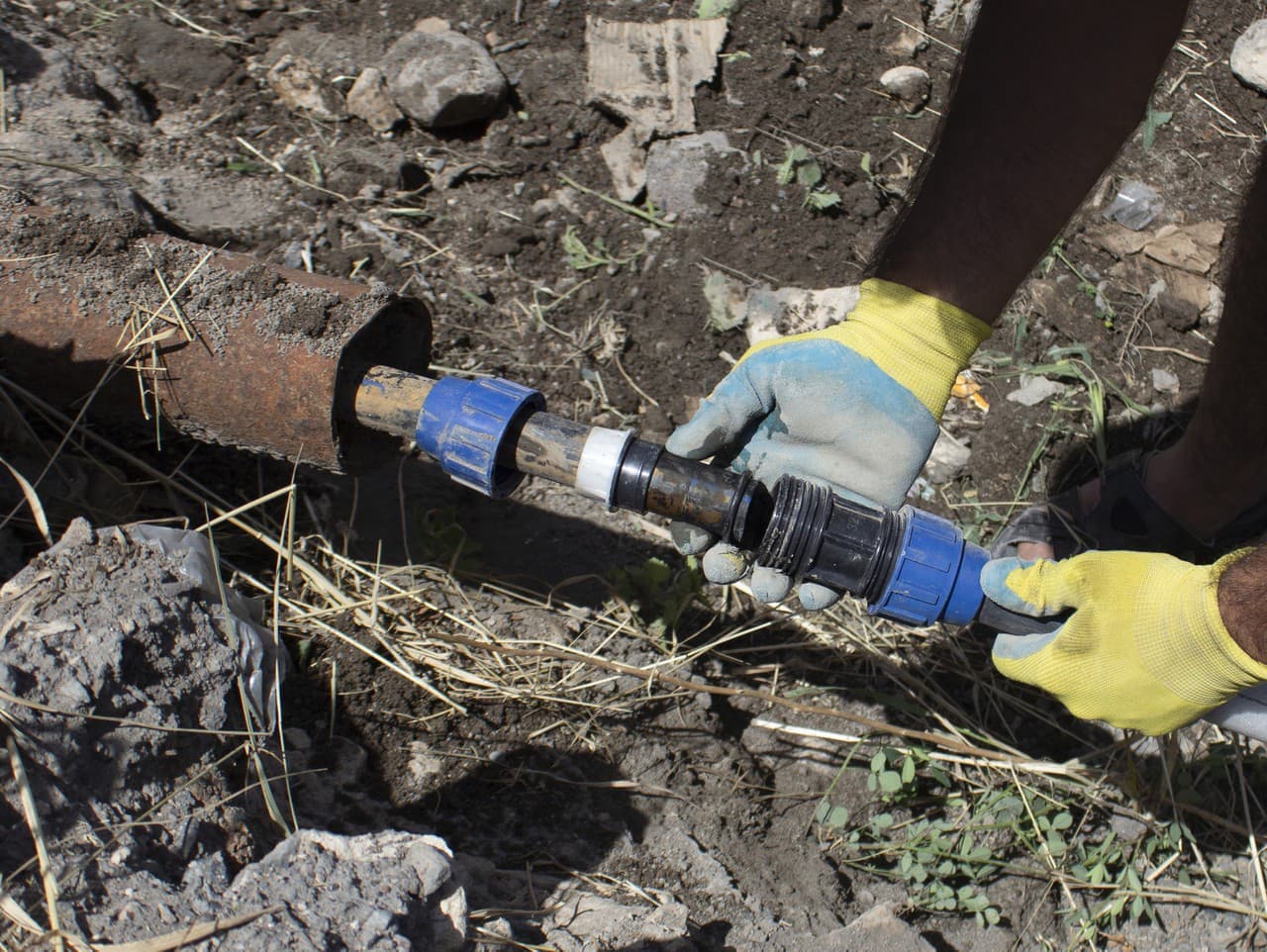 Vo Veľkom Krtíši bojujú s poruchou vodovodu v mrazivých podmienkach